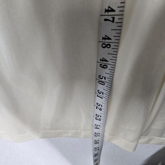 VTG Gilead Peignor Robe Sz L Ivory Satin Lace Accents High Neck Button - Picture 12 of 14